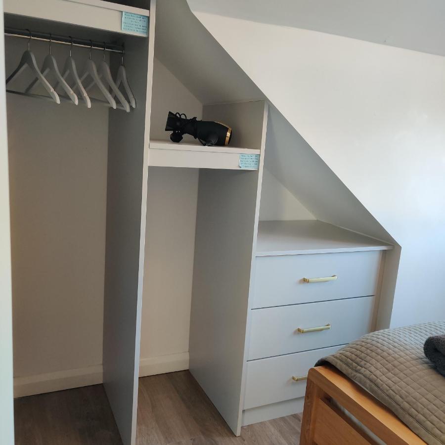 Delightful & Picturesque Modern Detached Apartment, Next To Chester Zoo, Near Park And Ride To City Centre Экстерьер фото